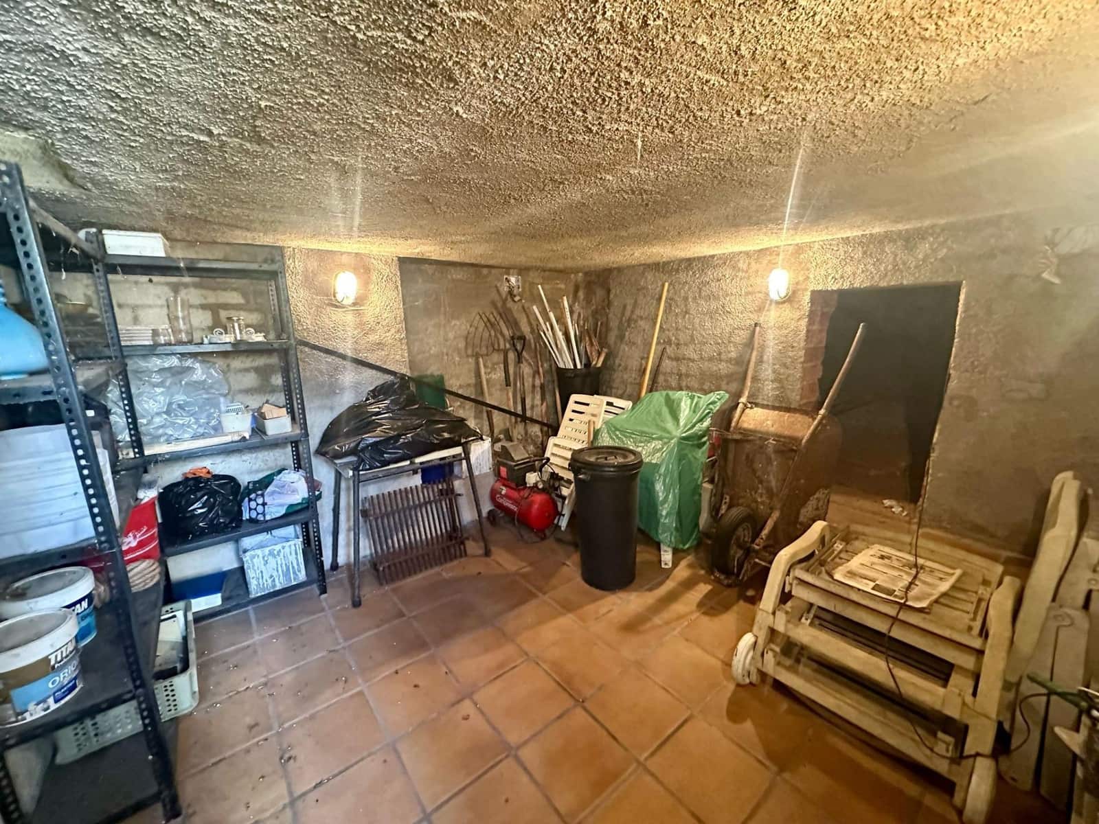 4 soveværelse Villa til salg i El Vendrell med swimmingpool - € 369.000 (Ref: 9151968)