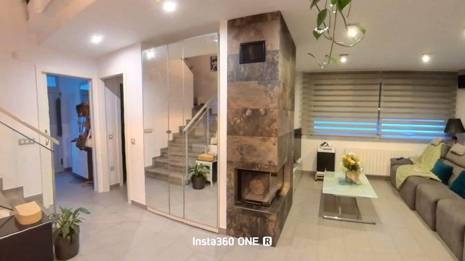 4 soveværelse Villa til salg i El Vendrell med swimmingpool - € 465.000 (Ref: 9151970)