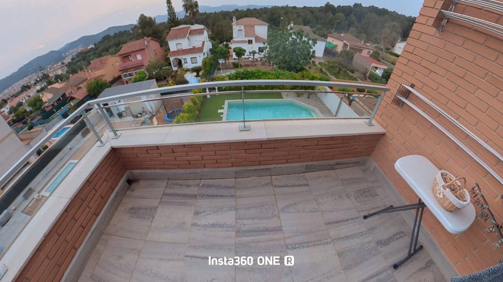 4 soveværelse Villa til salg i El Vendrell med swimmingpool - € 465.000 (Ref: 9151970)