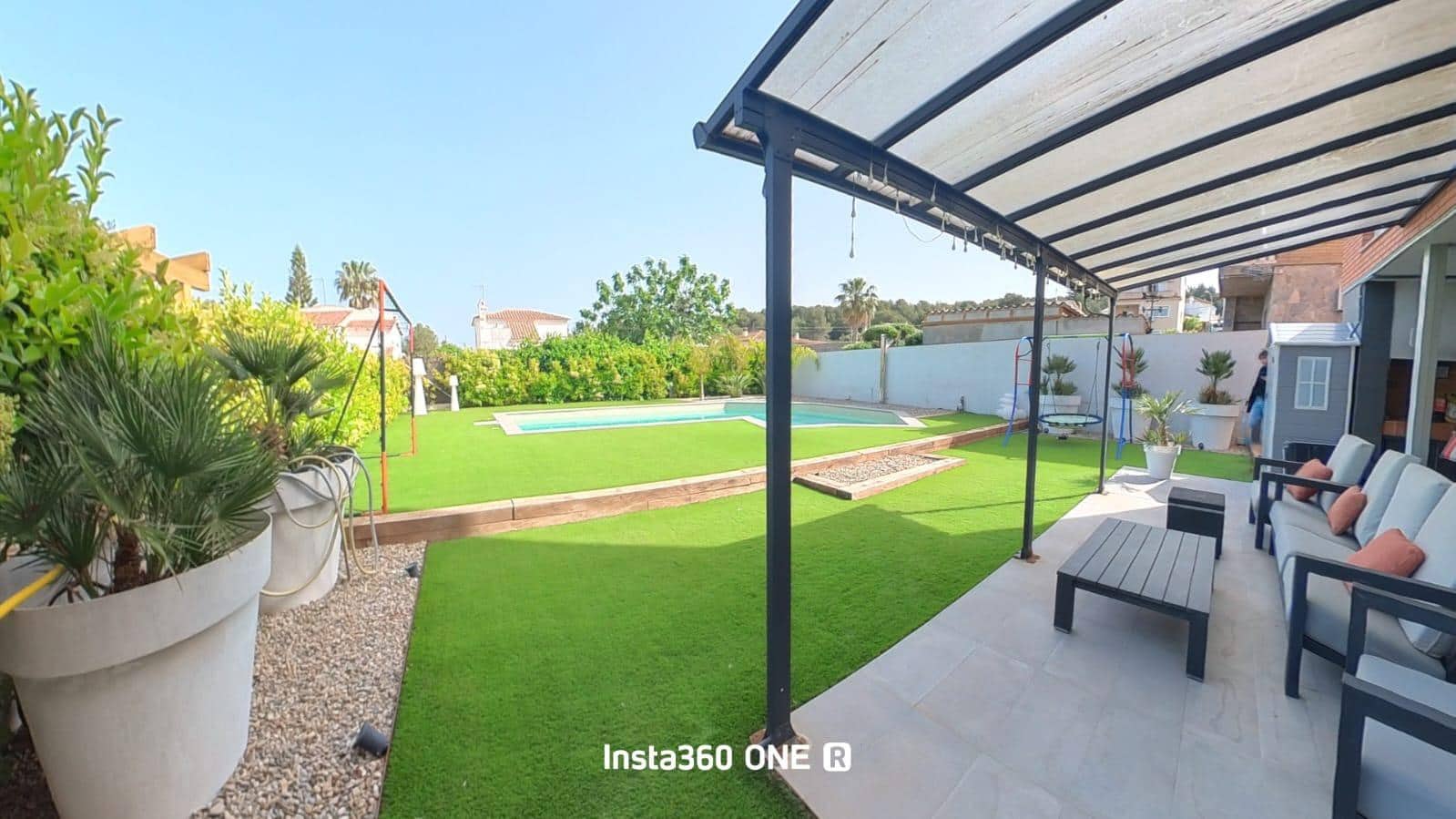 4 soveværelse Villa til salg i El Vendrell med swimmingpool - € 465.000 (Ref: 9151970)