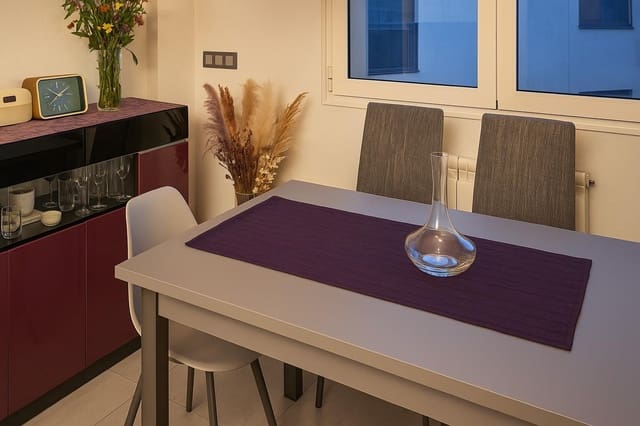 Chalet de 4 habitaciones en El Vendrell en venta con piscina - 465.000 € (Ref: 9151970)