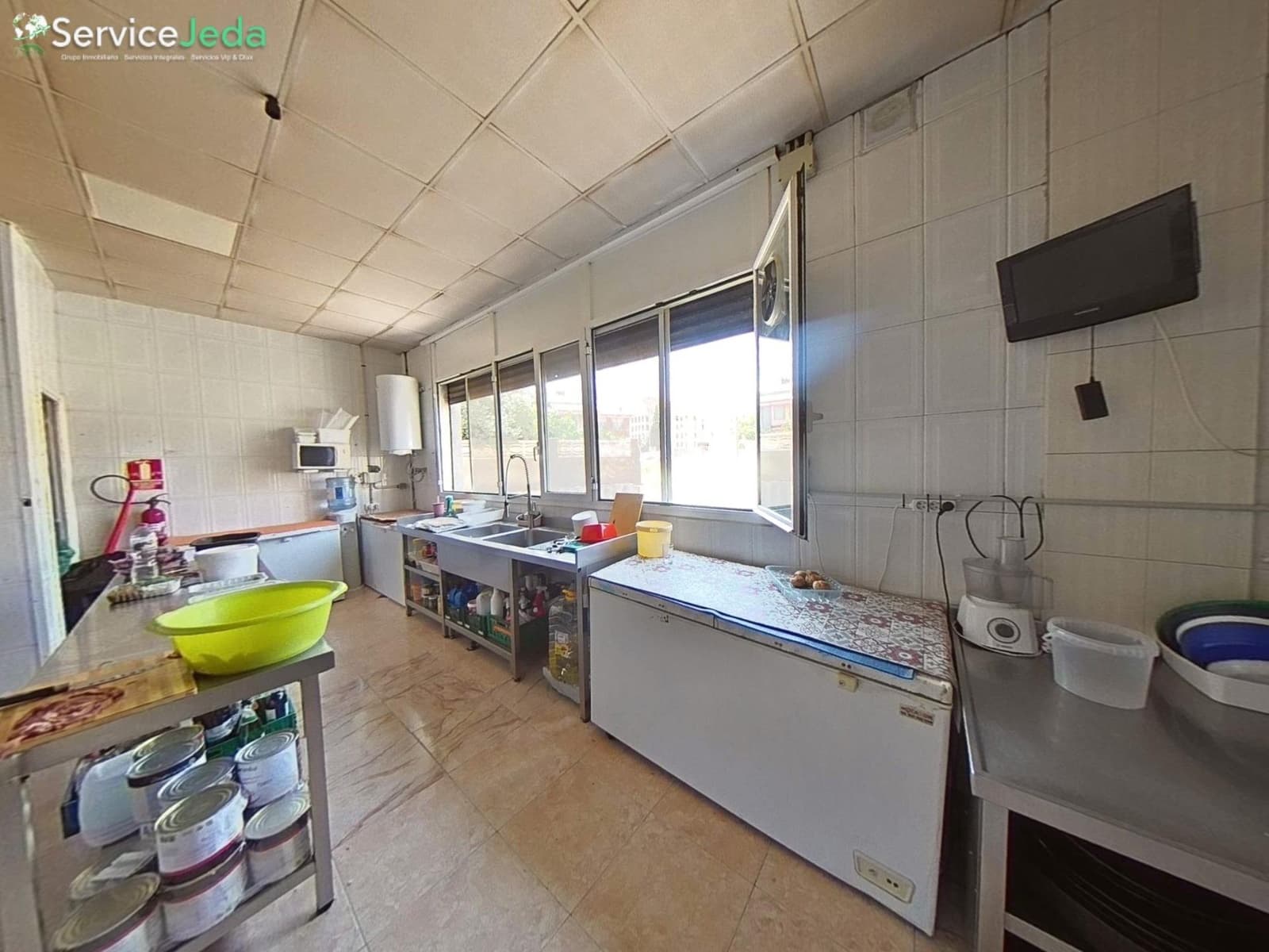 Business for rent in El Vendrell - € 600 (Ref: 9151975)