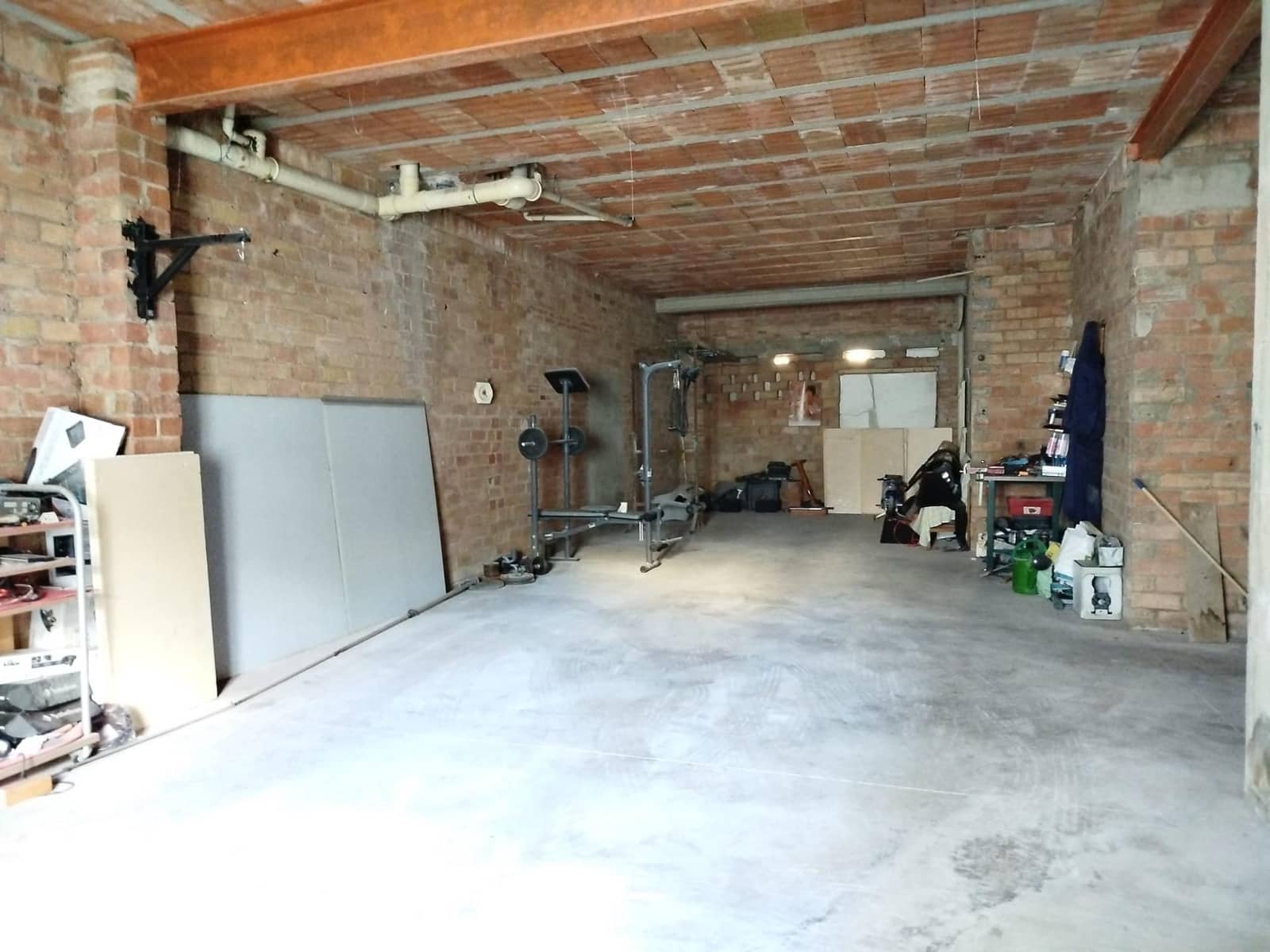 Commercial for sale in Calafell - € 110,000 (Ref: 9151982)