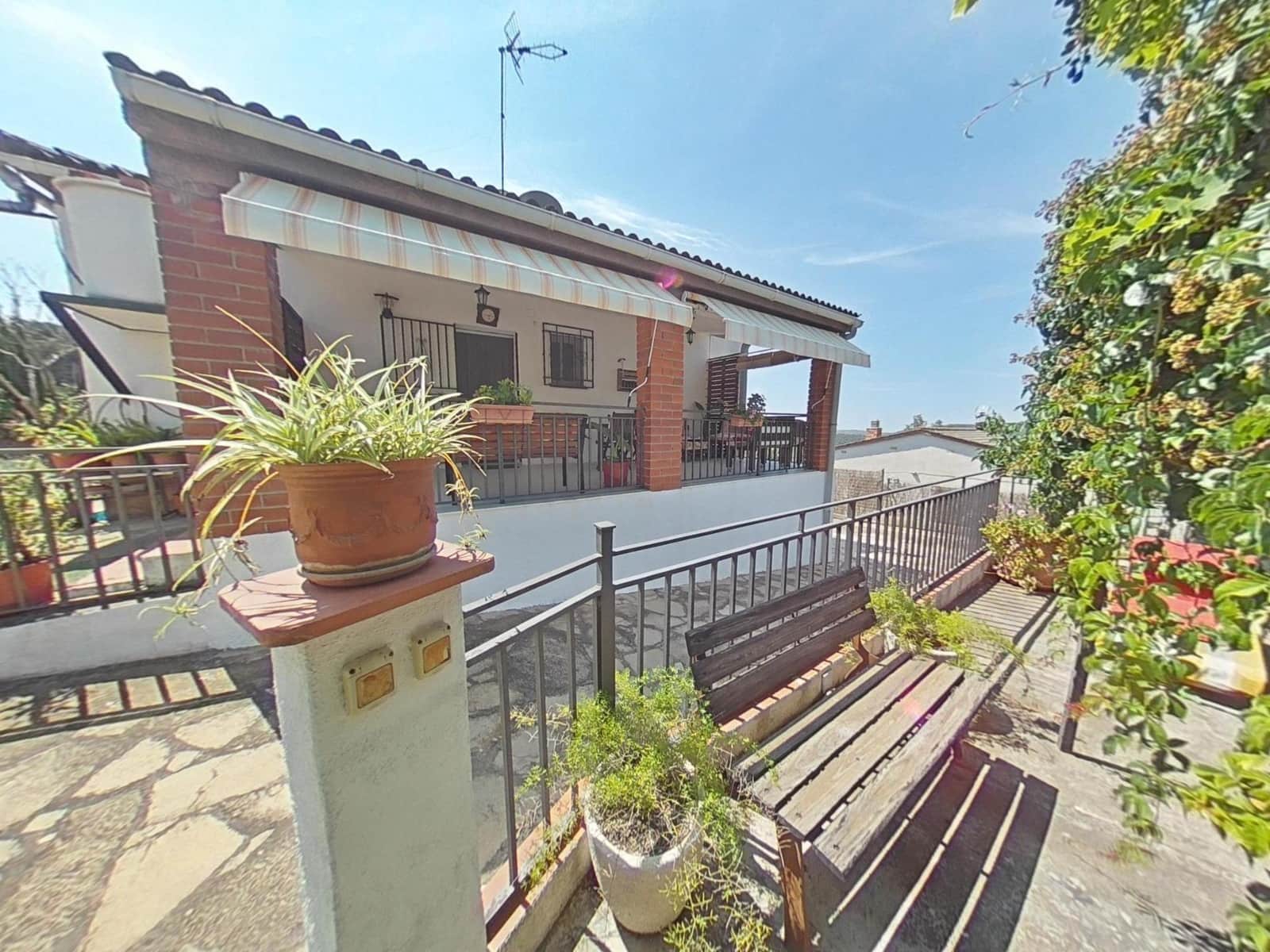 3 sypialnia Willa na sprzedaż w Masllorenc z garażem - 239 900 € (Ref: 9151997)