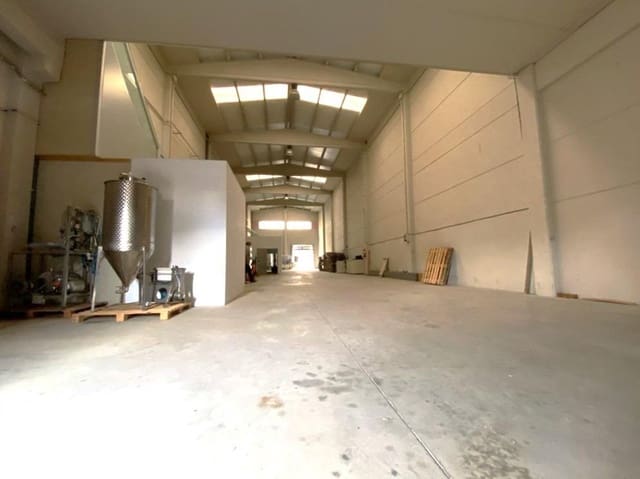 Business for sale in Roda de Barà with garage - € 276,900 (Ref: 9151998)