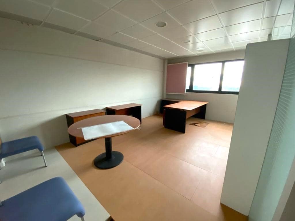 Business for sale in Roda de Bara with garage - € 276,900 (Ref: 9151998)