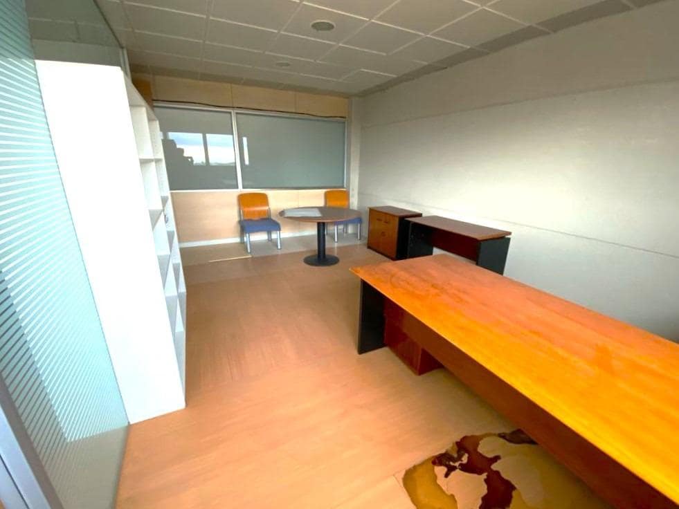 Business for sale in Roda de Bara with garage - € 276,900 (Ref: 9151998)