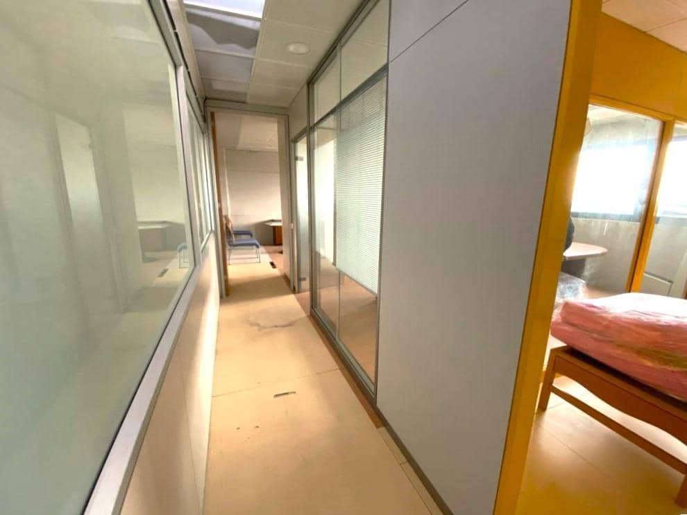 Business for sale in Roda de Bara with garage - € 276,900 (Ref: 9151998)