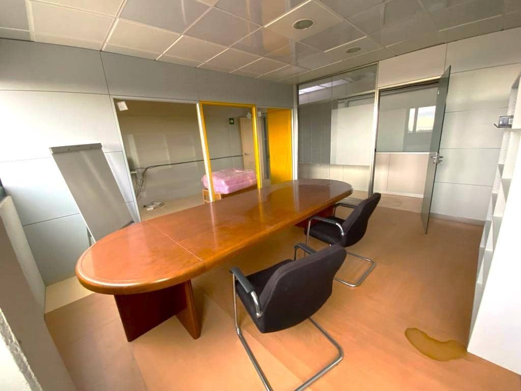 Business for sale in Roda de Bara with garage - € 276,900 (Ref: 9151998)