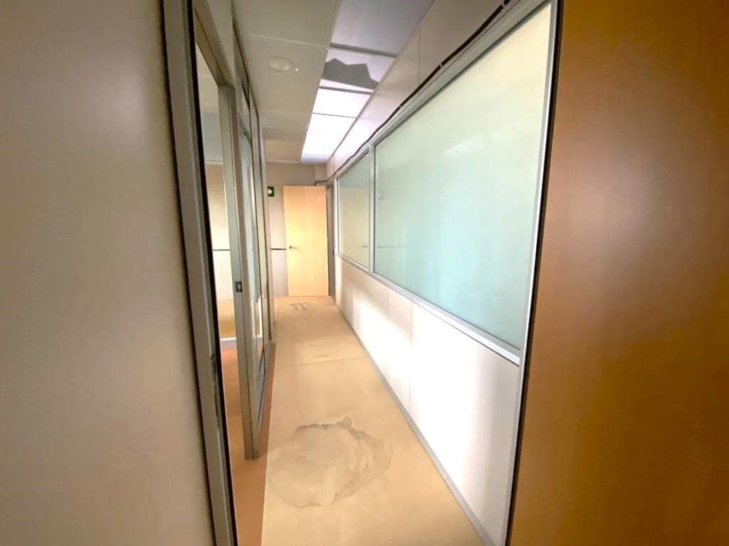 Business for sale in Roda de Bara with garage - € 276,900 (Ref: 9151998)