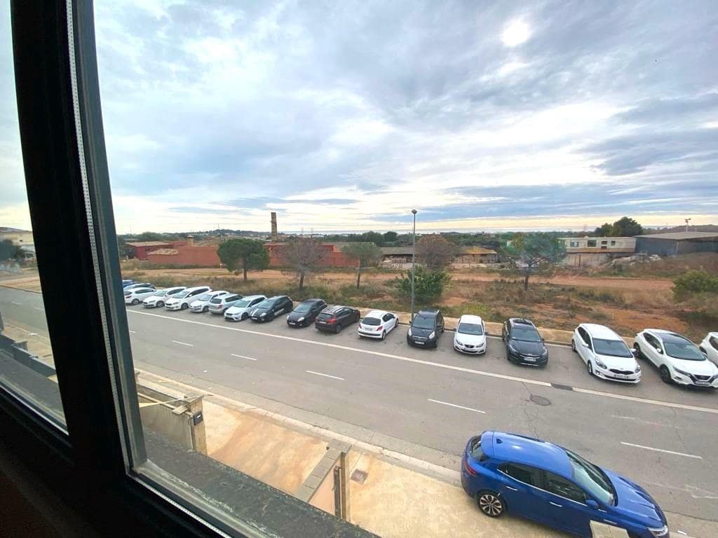 Business for sale in Roda de Bara with garage - € 276,900 (Ref: 9151998)