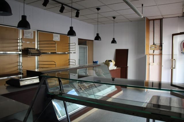 Local Commercial à vendre à El Vendrell - 85 000 € (Ref: 9151999)