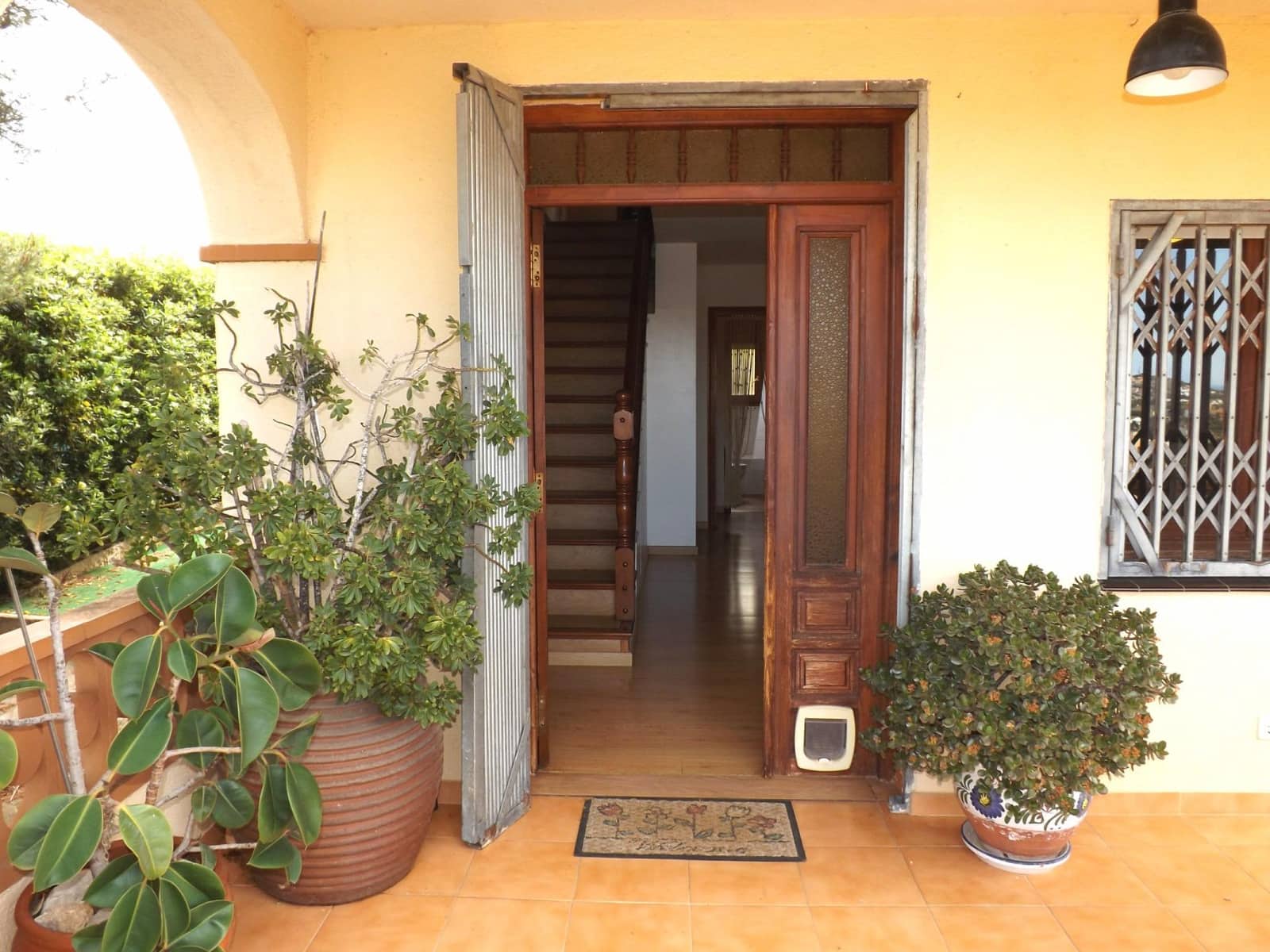 3 soveværelse Villa til salg i Segur de Calafell med swimmingpool garage - € 295.000 (Ref: 9152000)