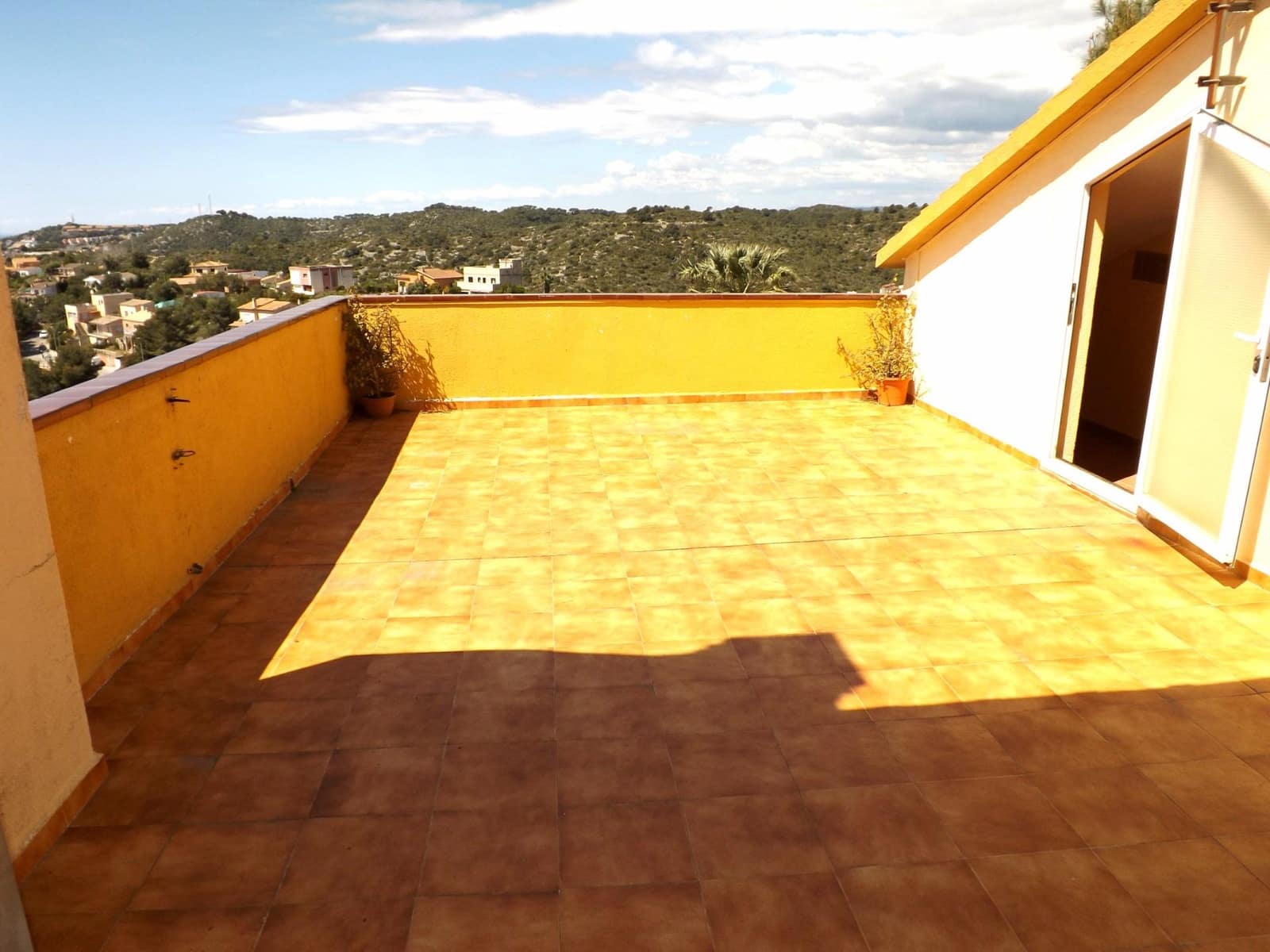 3 soveværelse Villa til salg i Segur de Calafell med swimmingpool garage - € 295.000 (Ref: 9152000)