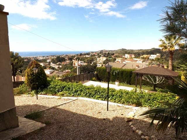 3 sovrum Villa till salu i Segur de Calafell, Calafell med pool garage - 295 000 € (Ref: 9152000)