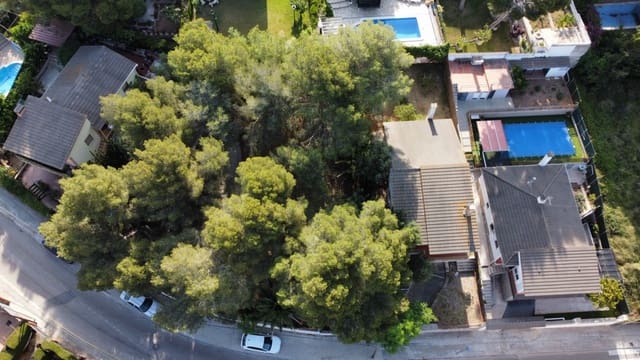 Tontti myytävänä paikassa Segur de Calafell, Calafell - 105 000 € (Ref: 9152016)