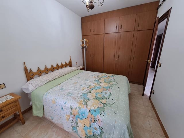 3 makuuhuone Rivitalo myytävänä paikassa Segur de Calafell, Calafell mukana 
autotalli - 339 000 € (Ref: 9152027)