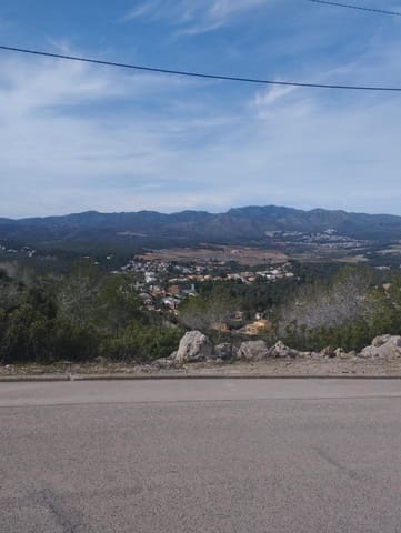 Tomt till salu i La Bisbal del Penedès - 32 000 € (Ref: 9152036)