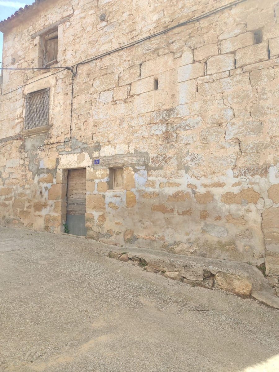 3 soverom Hus til salgs i Mazaleon - € 20 000 (Ref: 9152042)