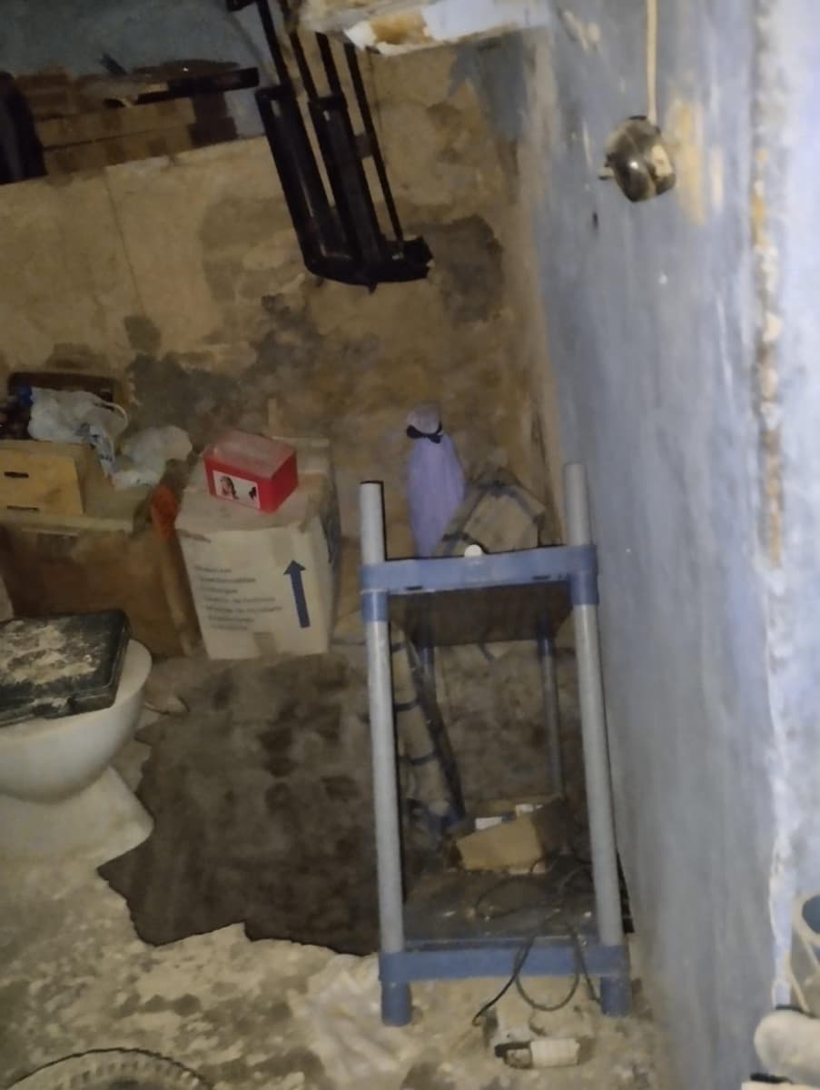 3 soverom Hus til salgs i Mazaleon - € 20 000 (Ref: 9152042)