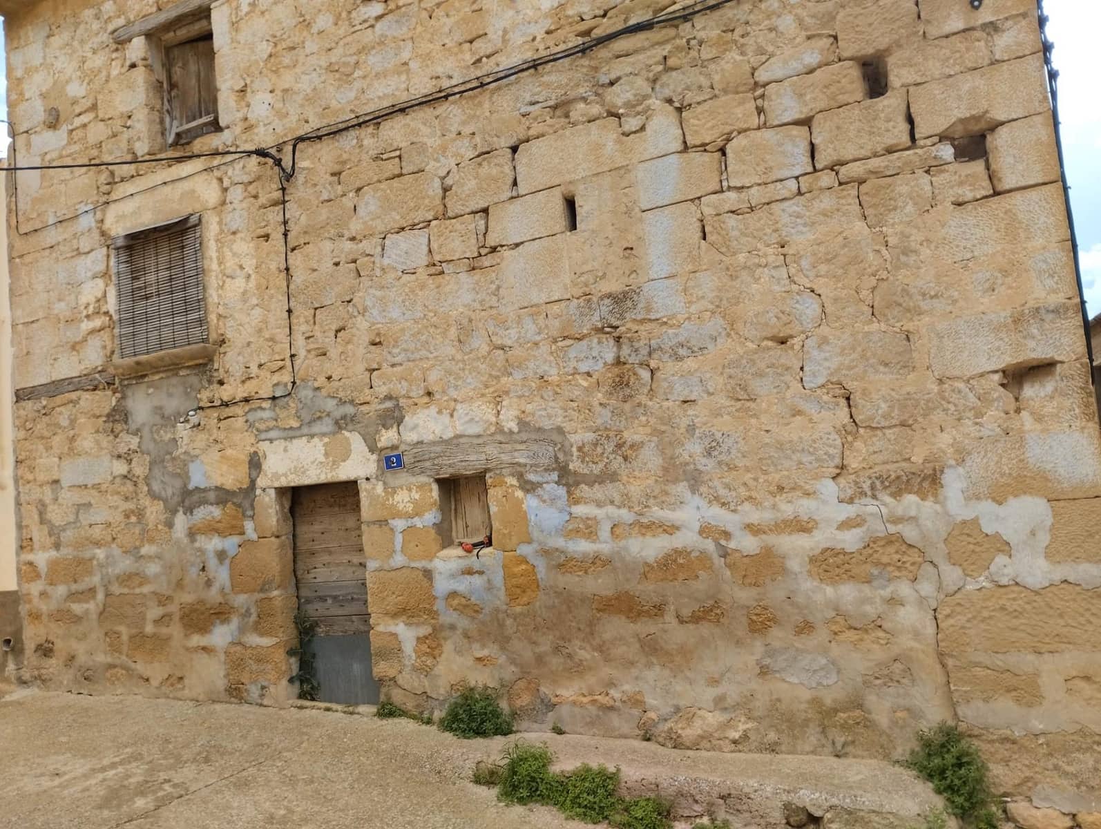 3 soverom Hus til salgs i Mazaleon - € 20 000 (Ref: 9152042)