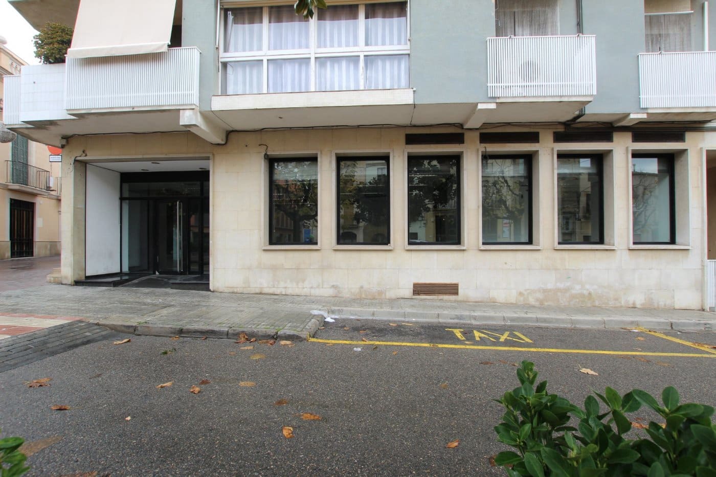 Commercieel te koop in L'Arboc - € 195.000 (Ref: 9152043)