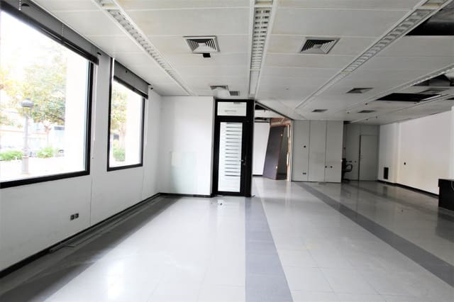 Commercieel te koop in L'Arboç - € 195.000 (Ref: 9152043)