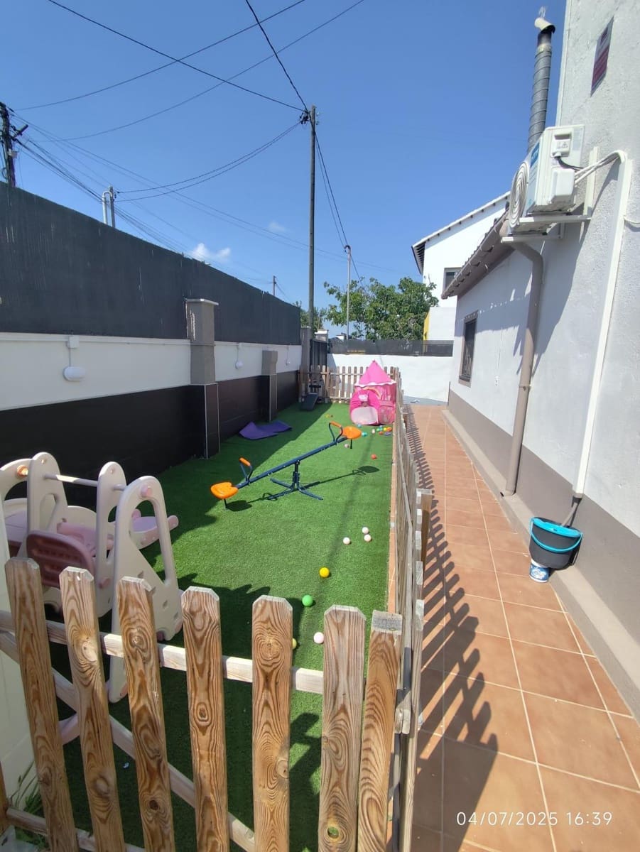 2 soverom Villa til salgs i Santa Oliva med garasje - € 195 000 (Ref: 9152078)