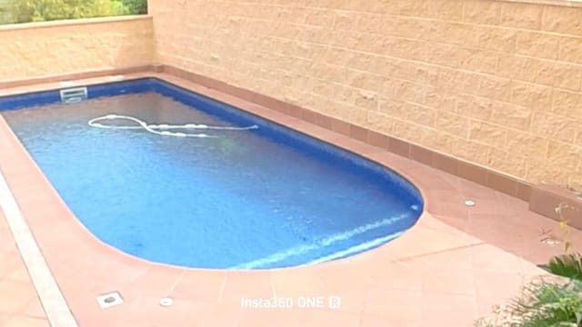 7 soverom Villa til salgs i Cubelles med svømmebasseng - € 450 000 (Ref: 9152080)