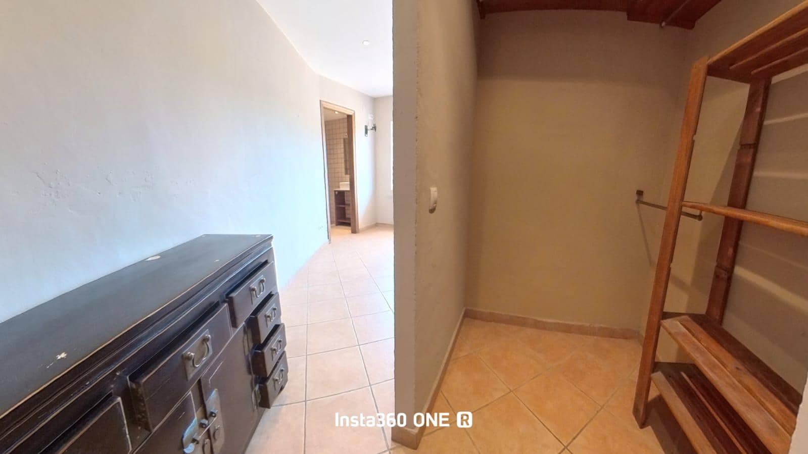 7 bedroom Villa for sale in Cubelles with pool - € 450,000 (Ref: 9152080)