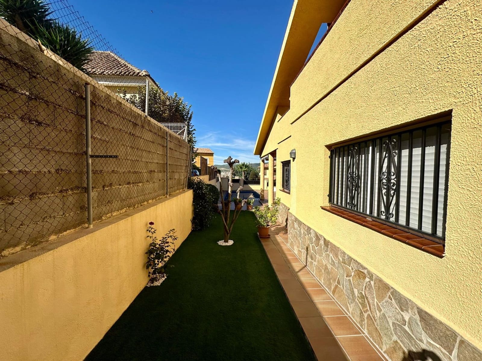 3 bedroom Villa for sale in El Vendrell with pool garage - € 315,000 (Ref: 9152082)