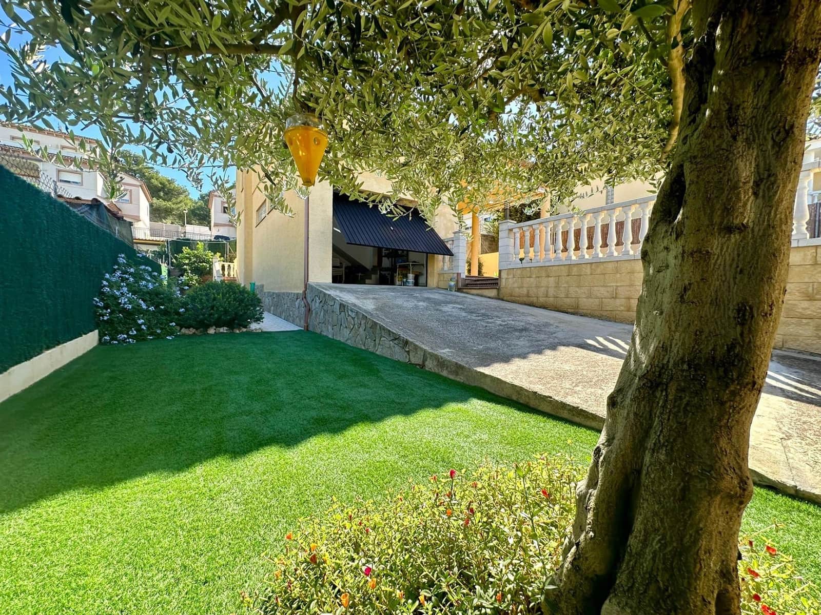 Chalet de 3 habitaciones en El Vendrell en venta con piscina garaje - 315.000 € (Ref: 9152082)