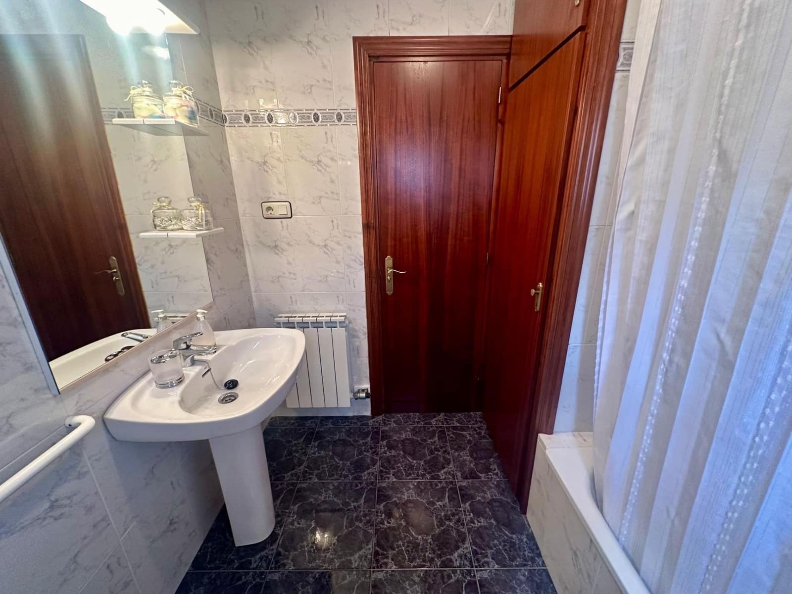 Chalet de 3 habitaciones en El Vendrell en venta con piscina garaje - 315.000 € (Ref: 9152082)