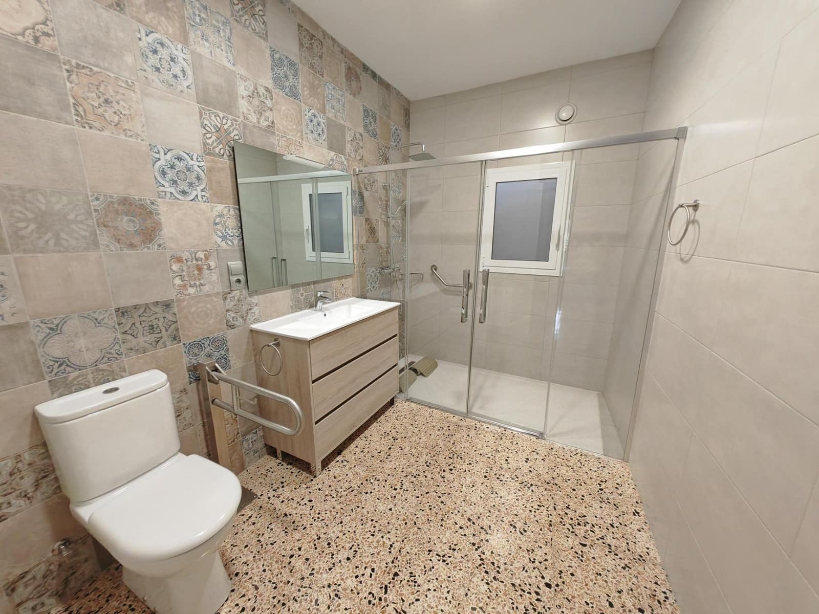 2 sypialnia Dom blizniak na sprzedaż w El Vendrell z garażem - 179 500 € (Ref: 9152083)