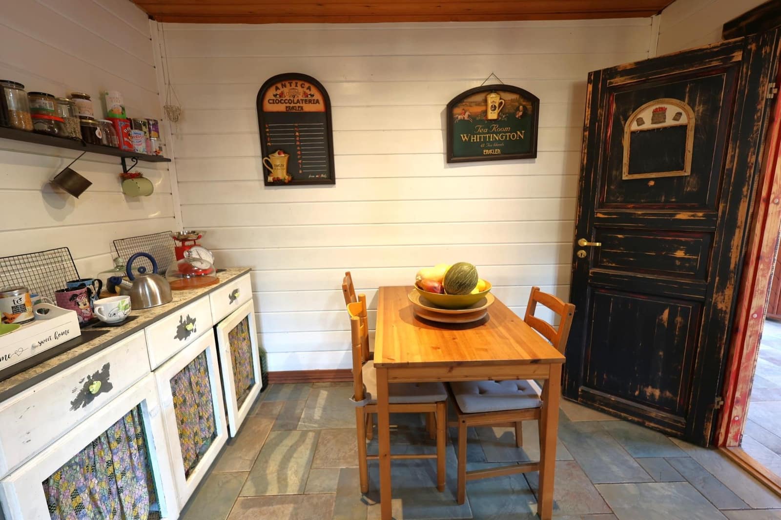 4 soveværelse Træhus til salg i Banyeres del Penedes med swimmingpool - € 310.000 (Ref: 9152084)