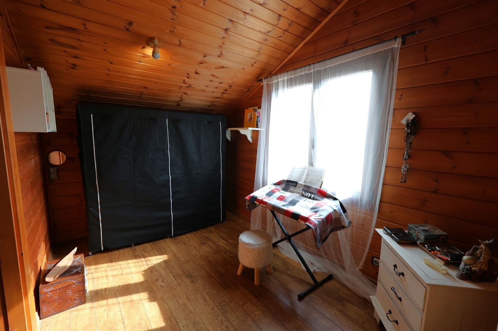 4 soveværelse Træhus til salg i Banyeres del Penedes med swimmingpool - € 310.000 (Ref: 9152084)