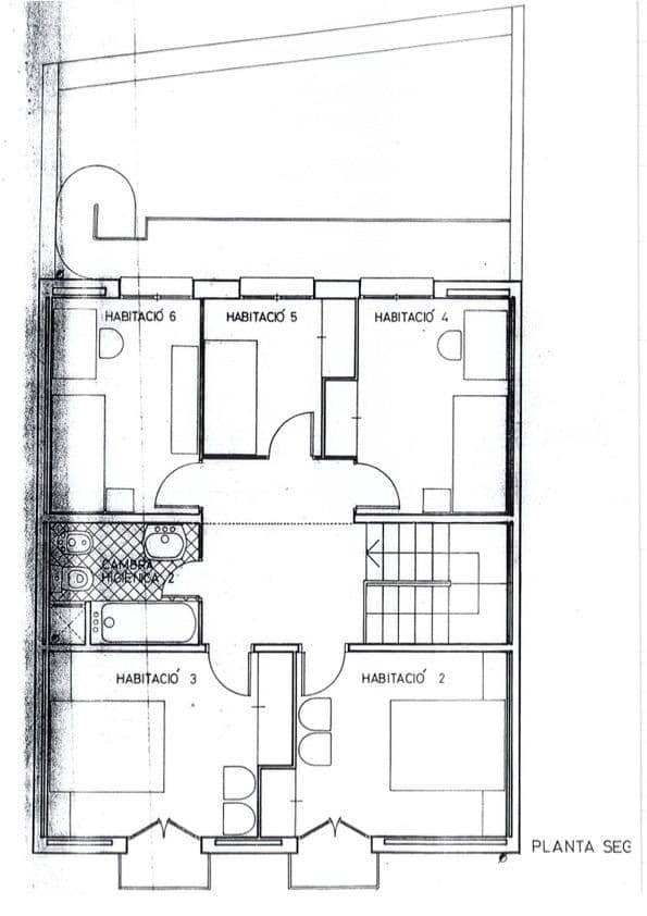 6 soveværelse Byhus til salg i Albinyana - € 120.000 (Ref: 9152086)