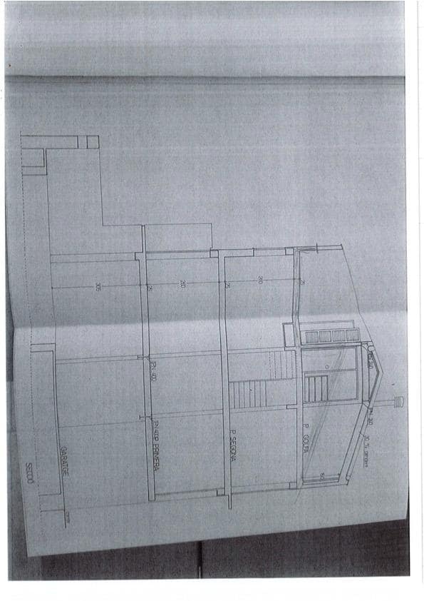 6 soveværelse Byhus til salg i Albinyana - € 120.000 (Ref: 9152086)