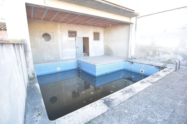 6 slaapkamer Huis te koop in Albinyana - € 120.000 (Ref: 9152086)