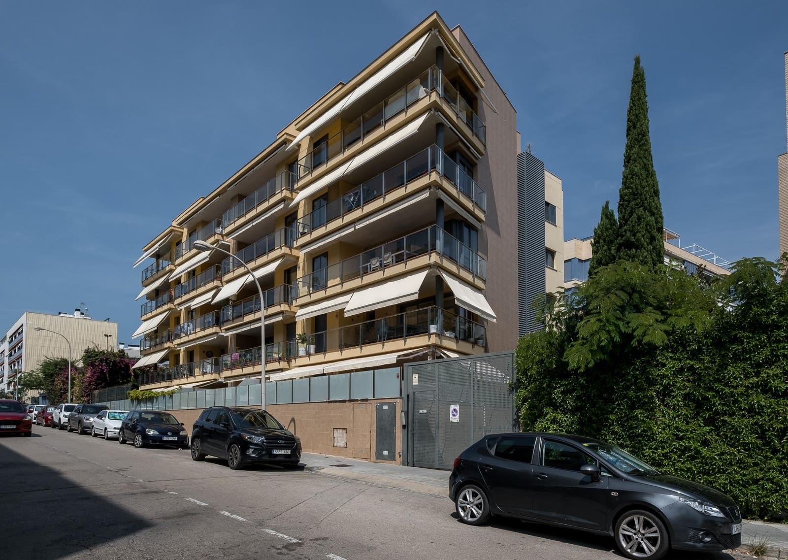 3 bedroom Flat for sale in Torredembarra with pool - € 440,000 (Ref: 9153845)