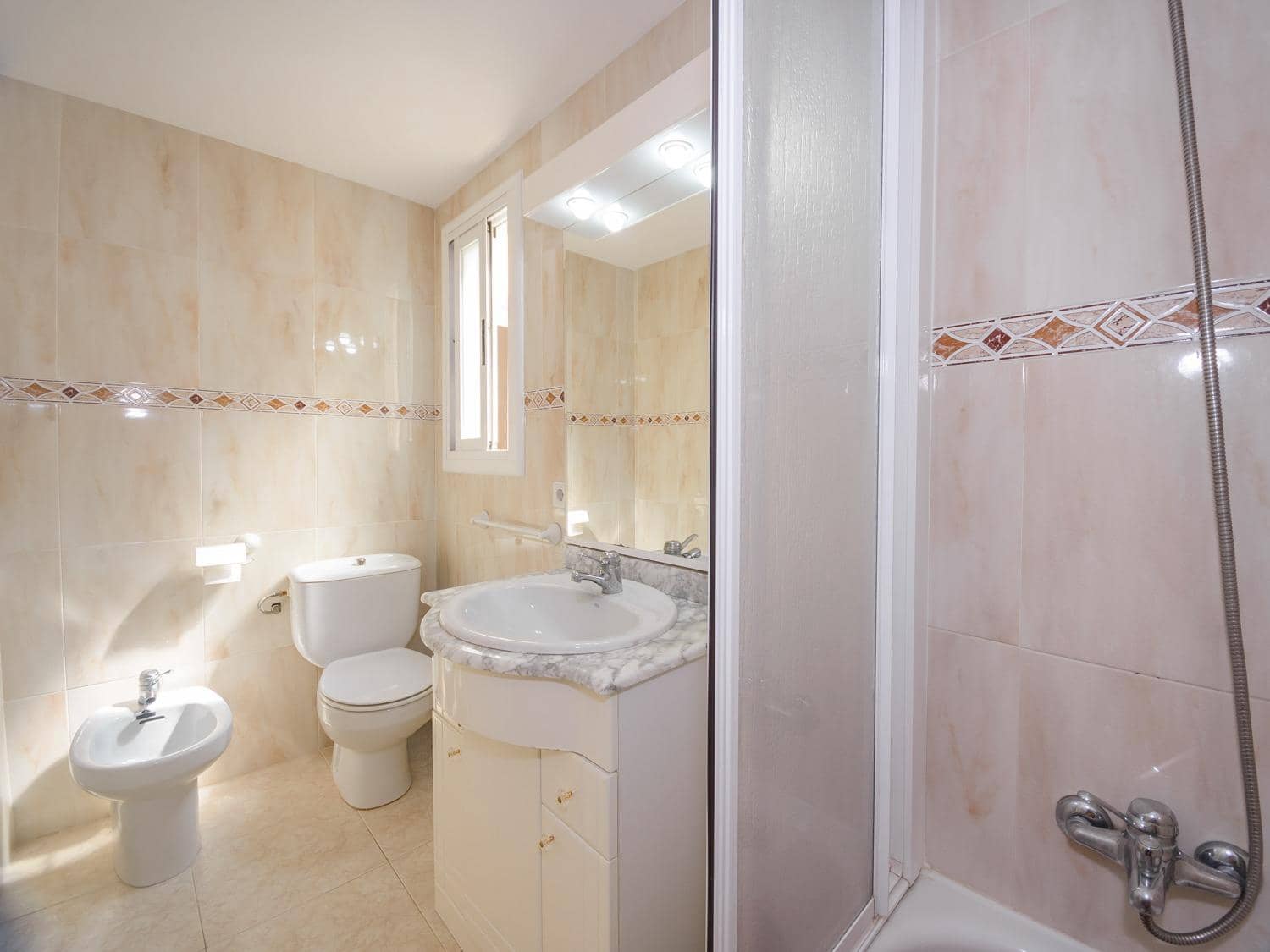 3 soverom Penthouse til salgs i Calafell med svømmebasseng - € 365 000 (Ref: 9159378)