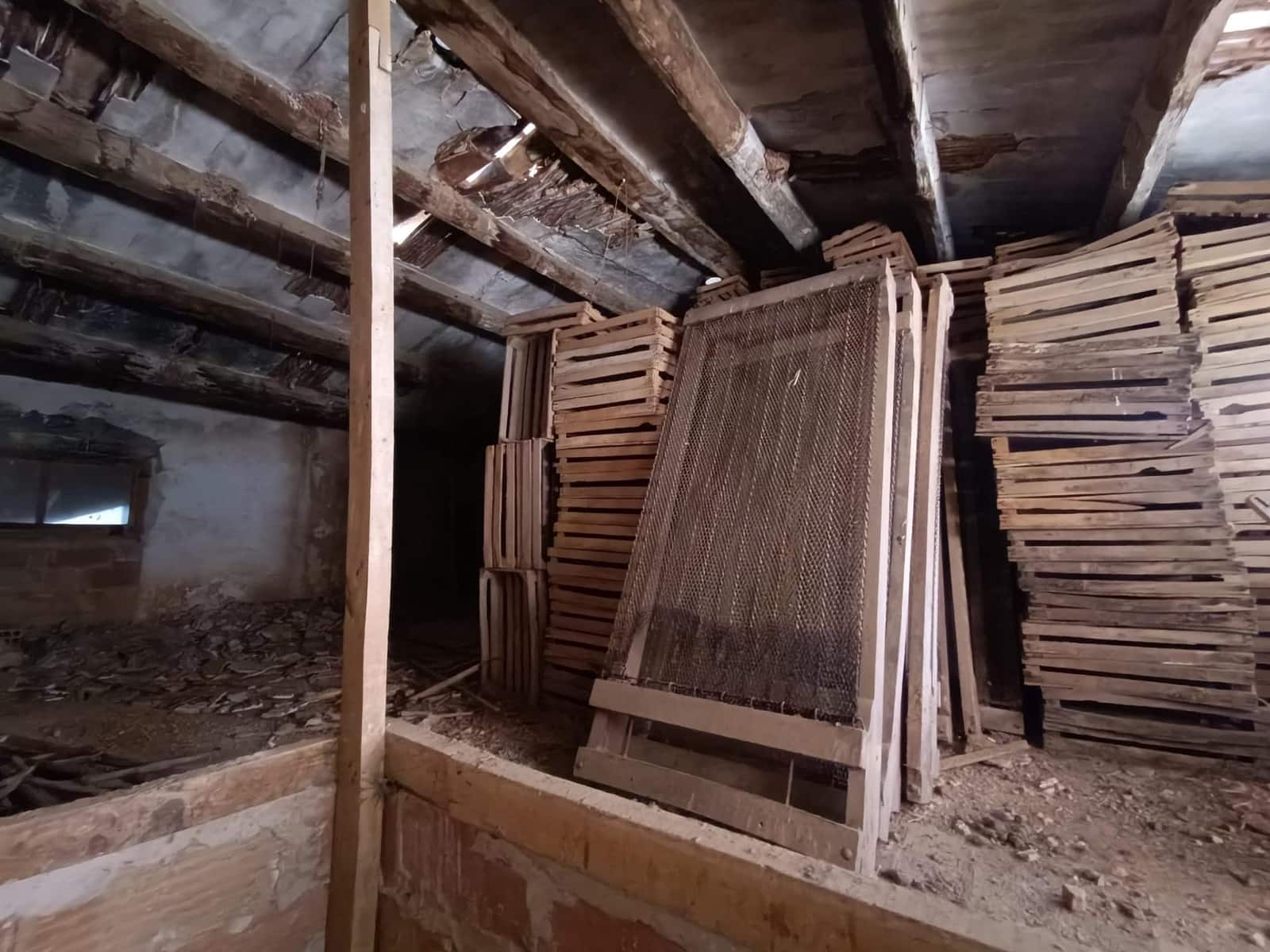 3 bedroom Townhouse for sale in Masllorenc - € 57,000 (Ref: 9160939)