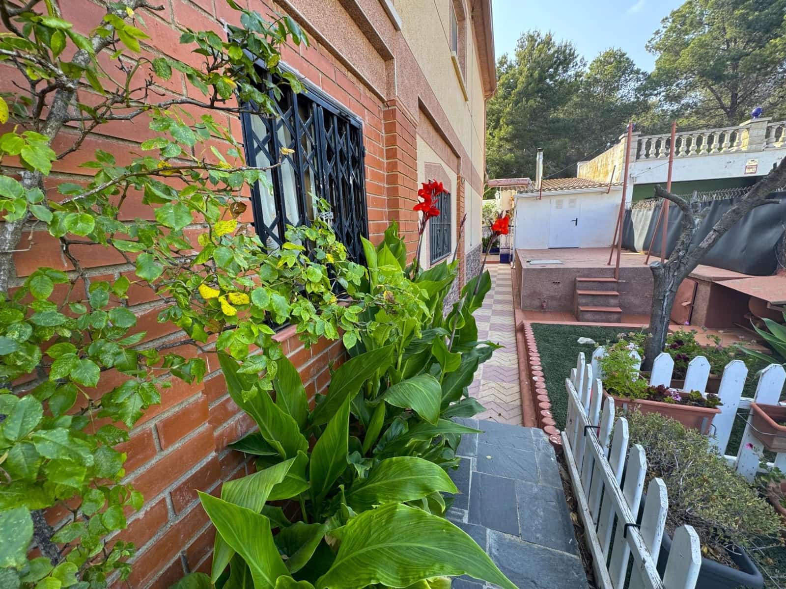 5 soverom Villa til salgs i Calafell med svømmebasseng garasje - € 320 000 (Ref: 9165679)