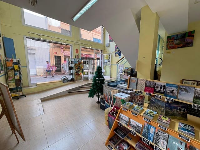 Commercieel te koop in Calafell - € 179.000 (Ref: 9169475)
