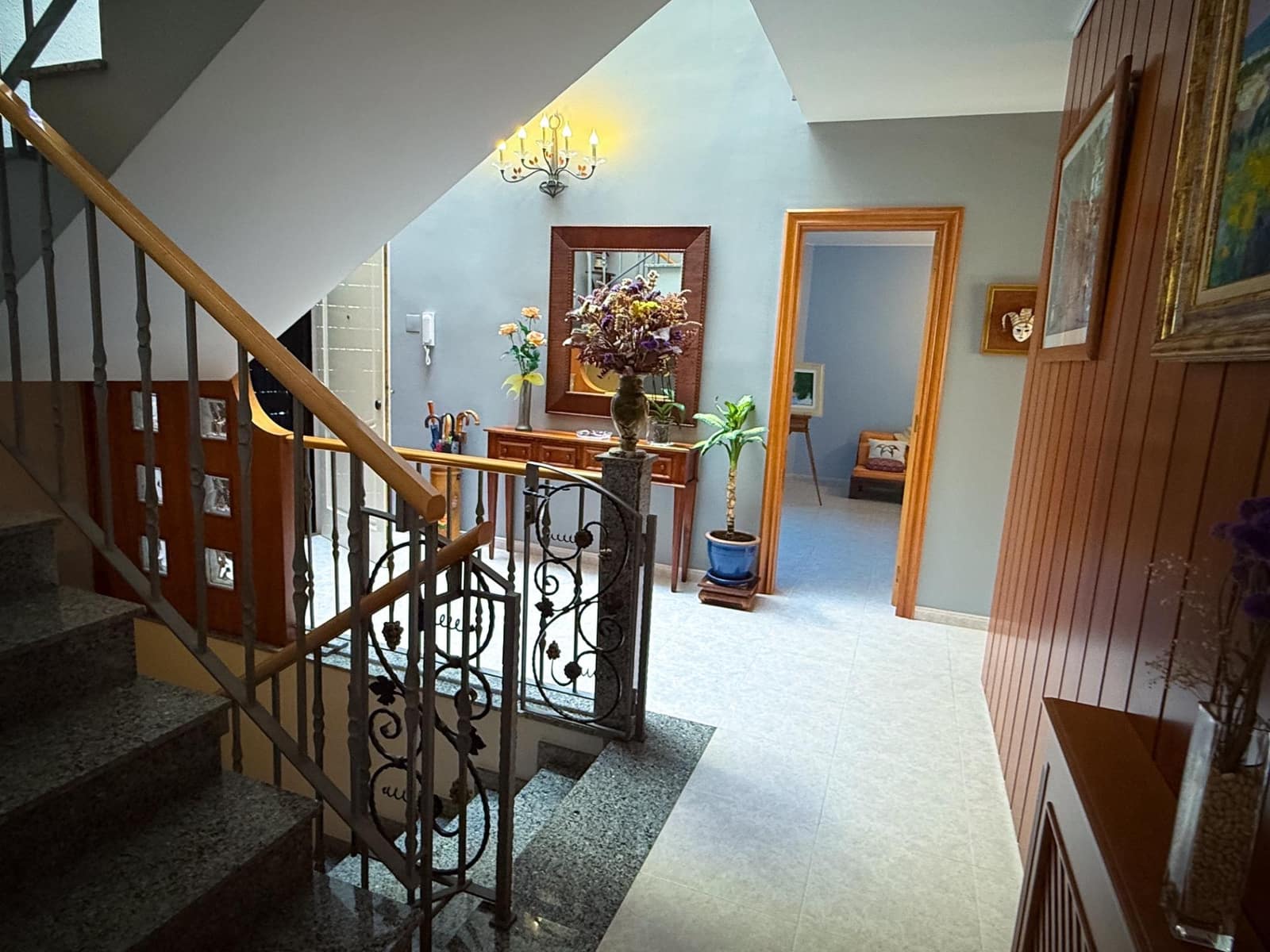 4 bedroom Villa for sale in Calafell with garage - € 799,000 (Ref: 9169476)