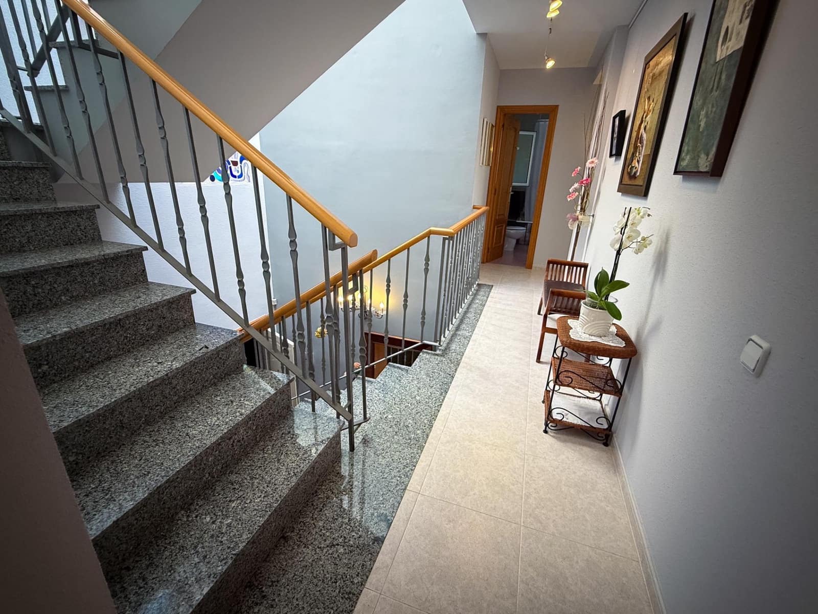 4 bedroom Villa for sale in Calafell with garage - € 799,000 (Ref: 9169476)