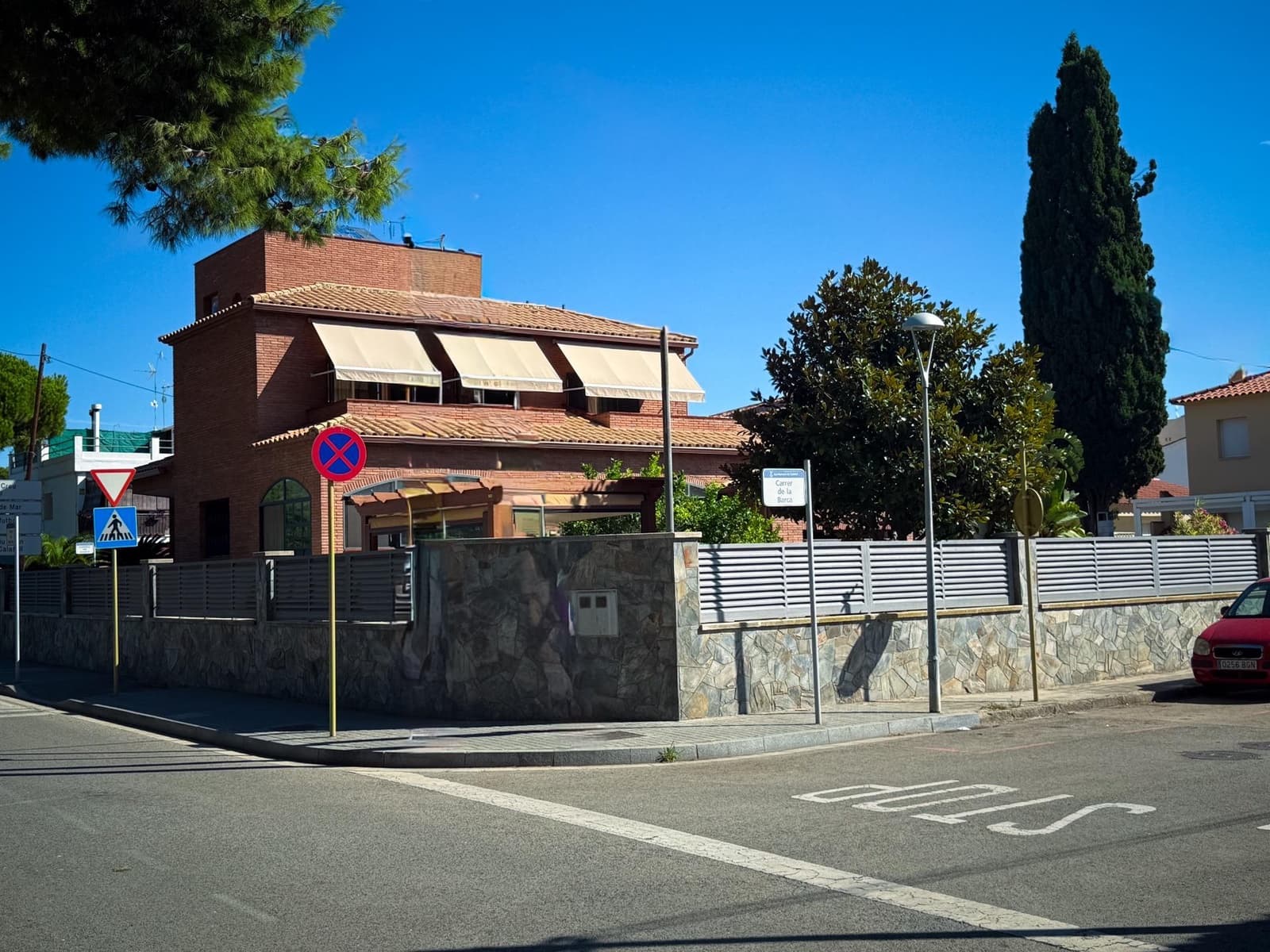 4 bedroom Villa for sale in Calafell with garage - € 799,000 (Ref: 9169476)