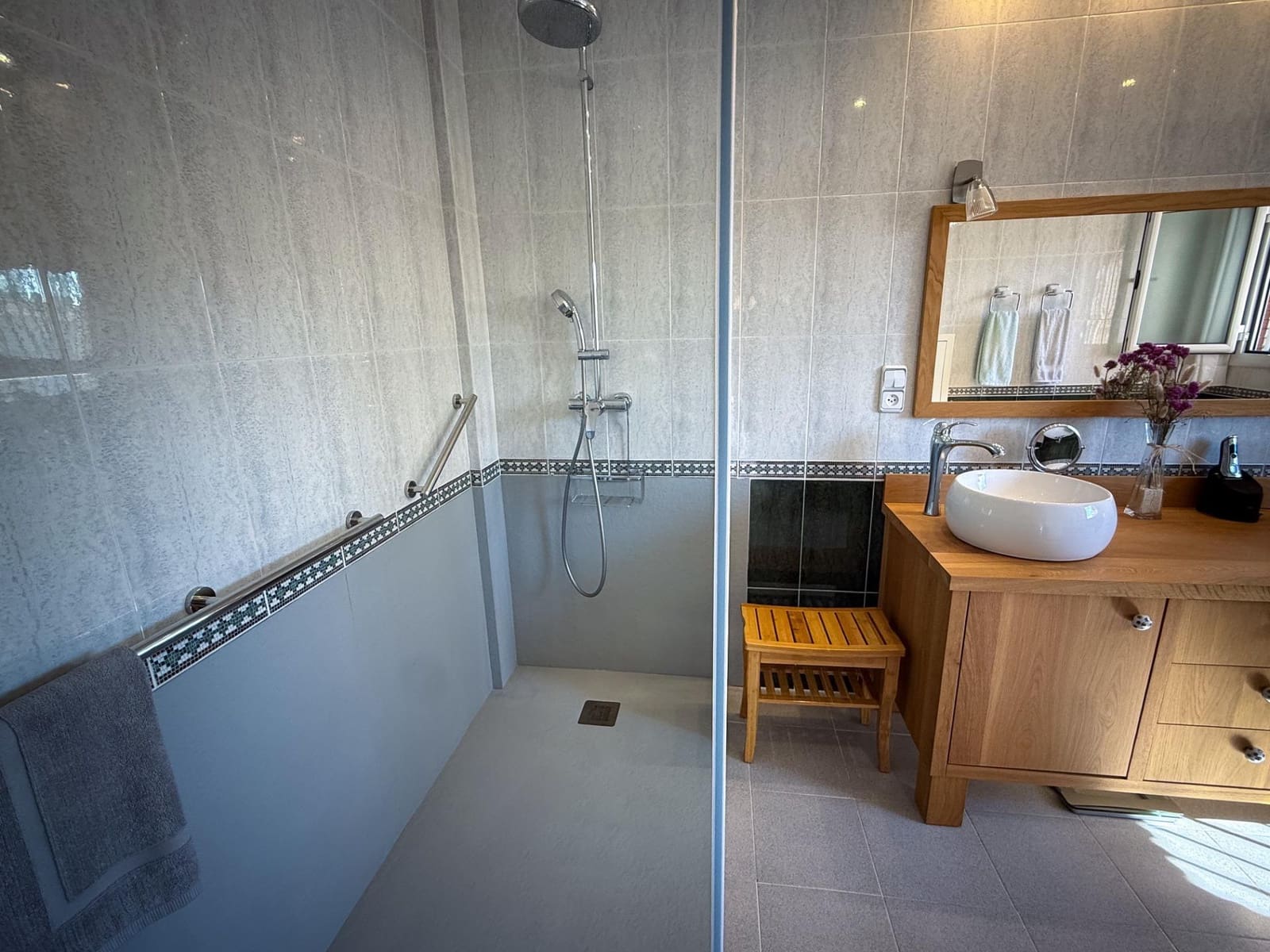 4 bedroom Villa for sale in Calafell with garage - € 799,000 (Ref: 9169476)