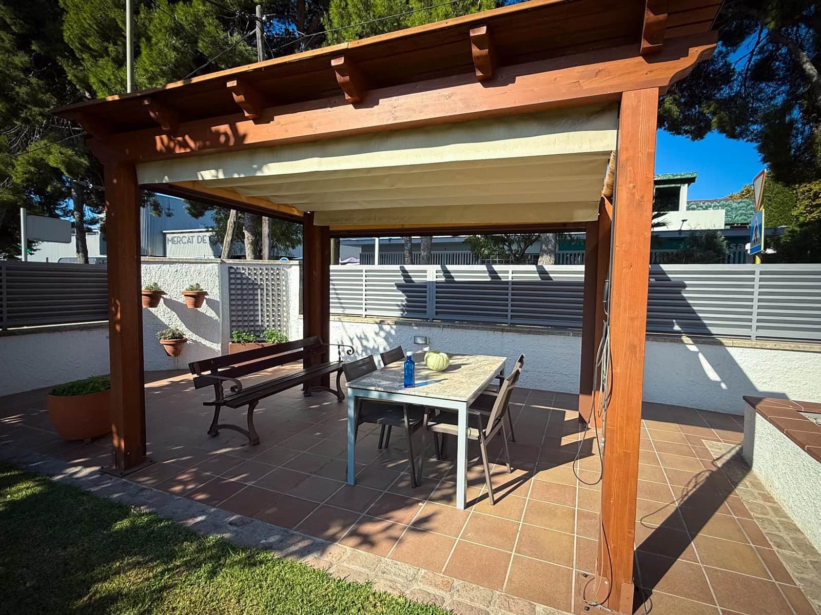 4 bedroom Villa for sale in Calafell with garage - € 799,000 (Ref: 9169476)