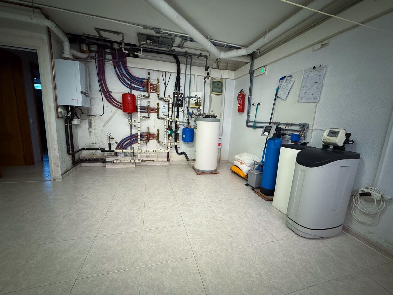 4 bedroom Villa for sale in Calafell with garage - € 799,000 (Ref: 9169476)